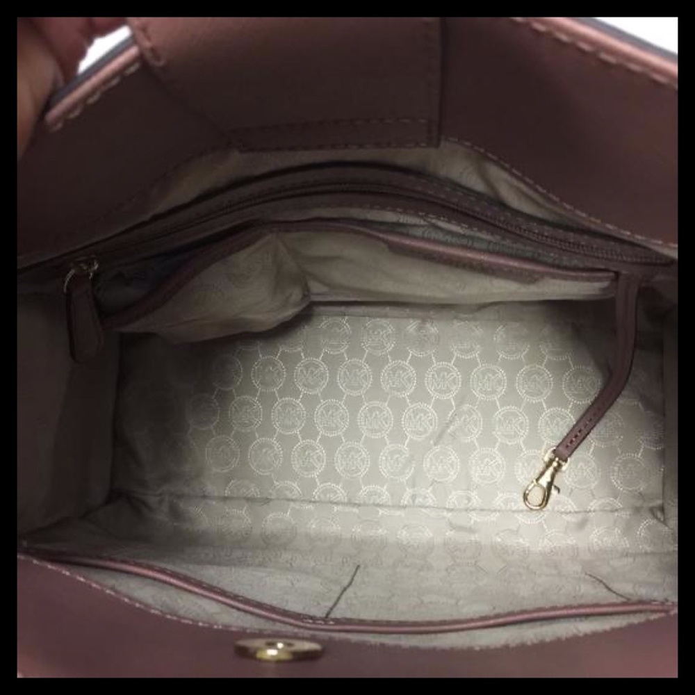 MICHAEL KORS HAMILTON LARGE NORTH SOUTH TOTE NWOT - Picture 10 of 12